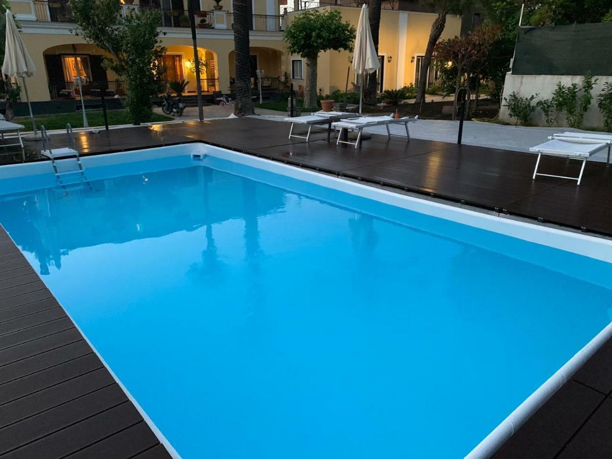 Villa Lucia กาสเตลลัมมาเร ดิ สตาเบีย ภายนอก รูปภาพ